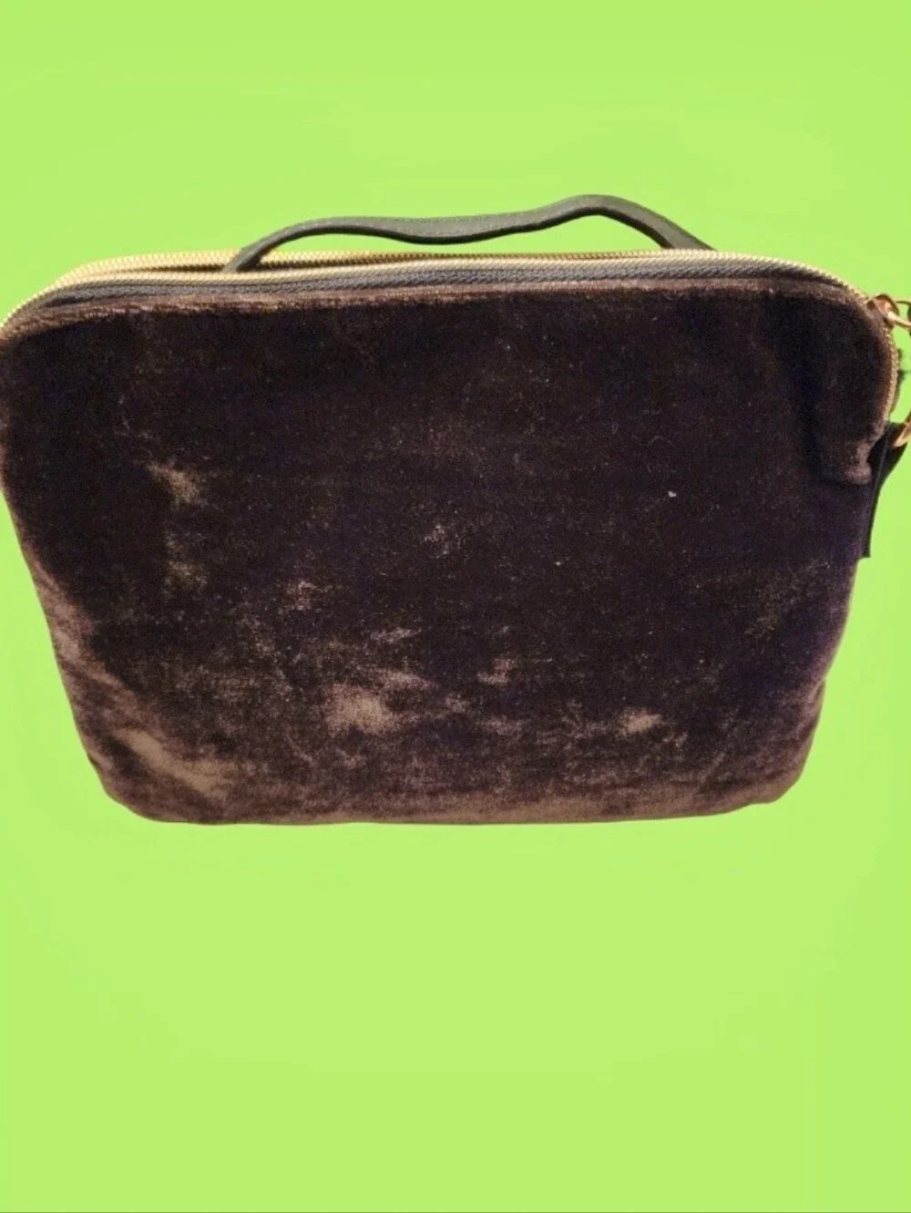 (Free With Purchase) Velvet Toiletry Crossbody Bag In Deep Olive Brown